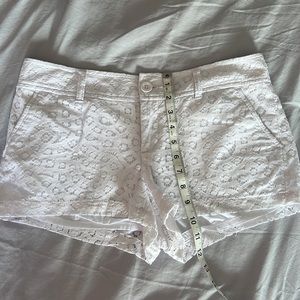Lilly Pulitzer The Walsh Short in White Size 6